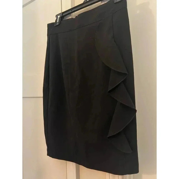 Paper doll junior skirt side ruffle detail back zipper size 7 - Picture 2 of 4